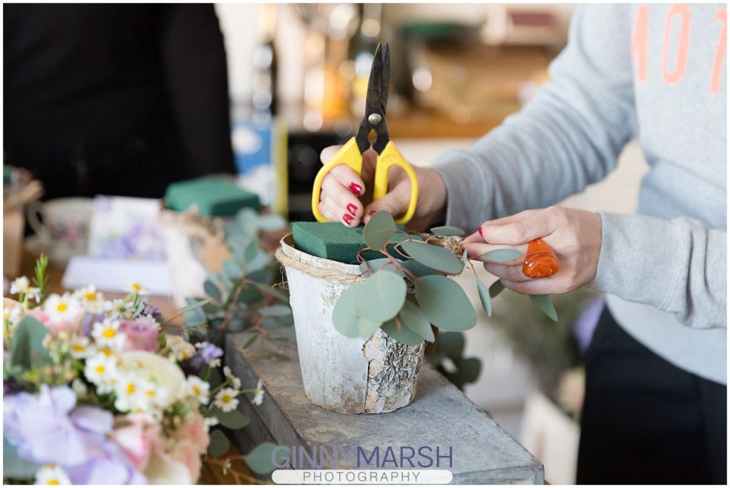 Blush Floral Mothers Day Workshop