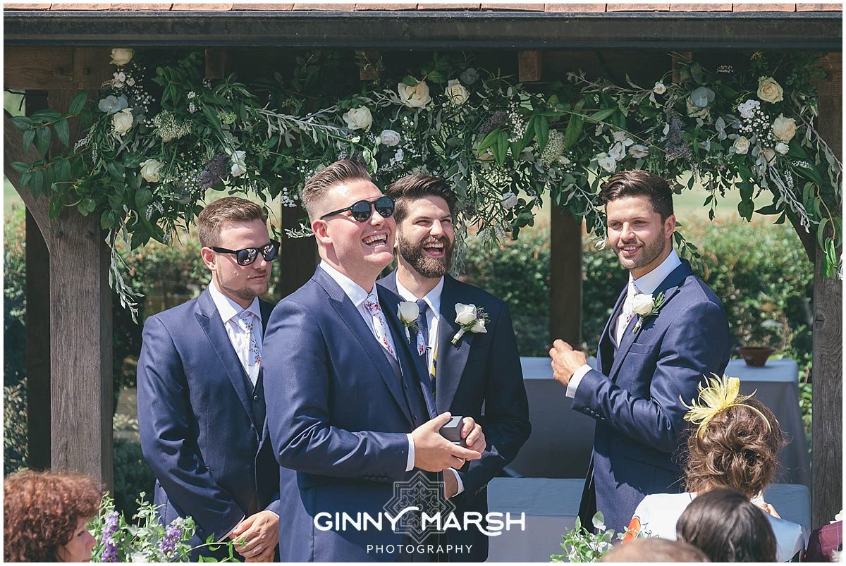 Boho Summer wedding photography | Groomes wedding venue Surrey