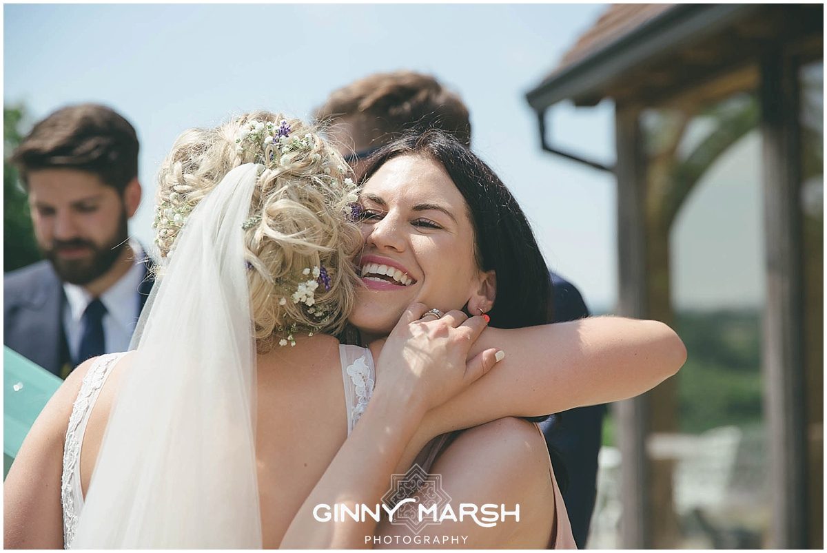 Boho Summer wedding photography | Groomes wedding venue Surrey