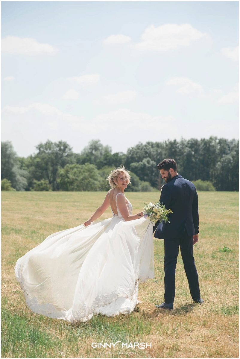 Boho Summer wedding photography | Groomes wedding venue Surrey