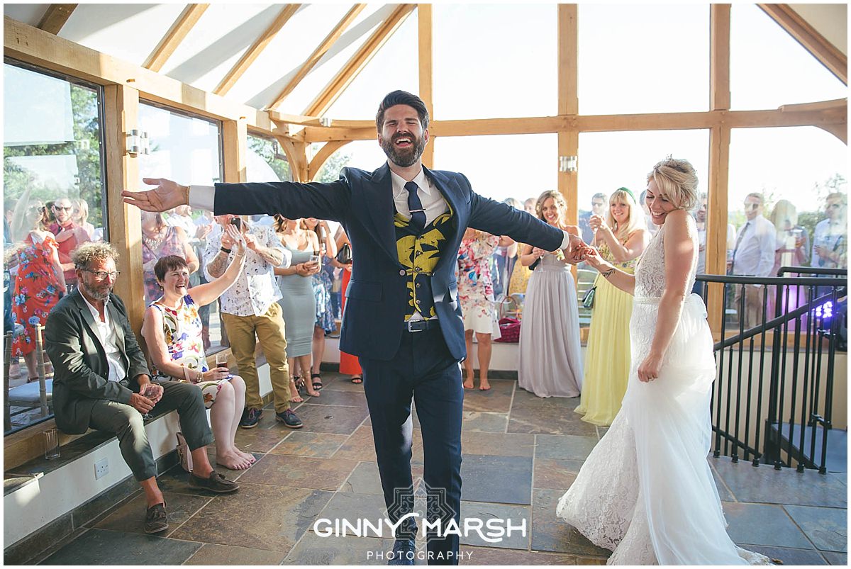 Boho Summer wedding photography | Groomes wedding venue Surrey