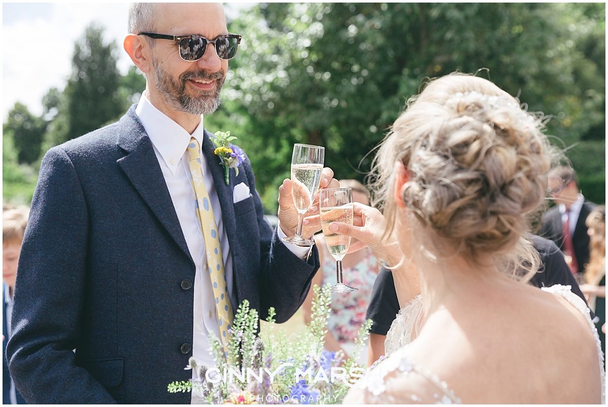 Sir Harold Hillier Garden Wedding | Natural Relaxed wedding photography Hampshire