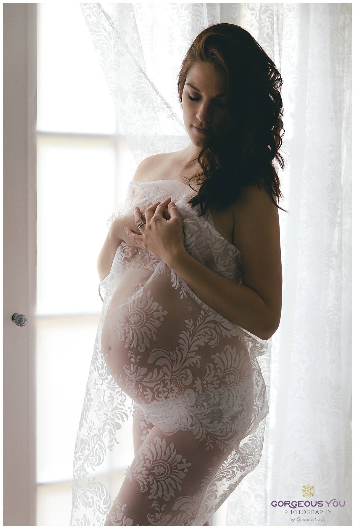 Pregnancy Boudoir shoot - white floral set | Gorgeous You Photography
