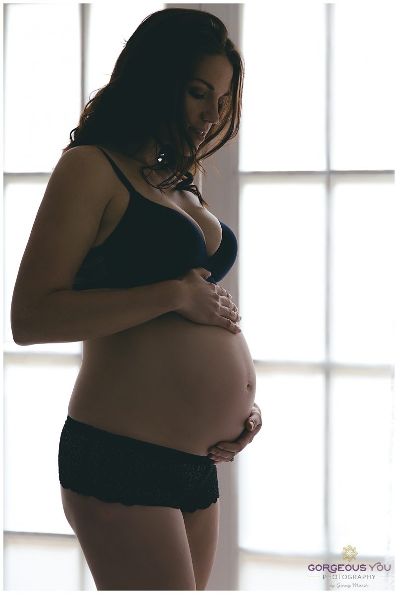 Silhouette Pregnancy Boudoir shoot - white floral set | Gorgeous You Photography